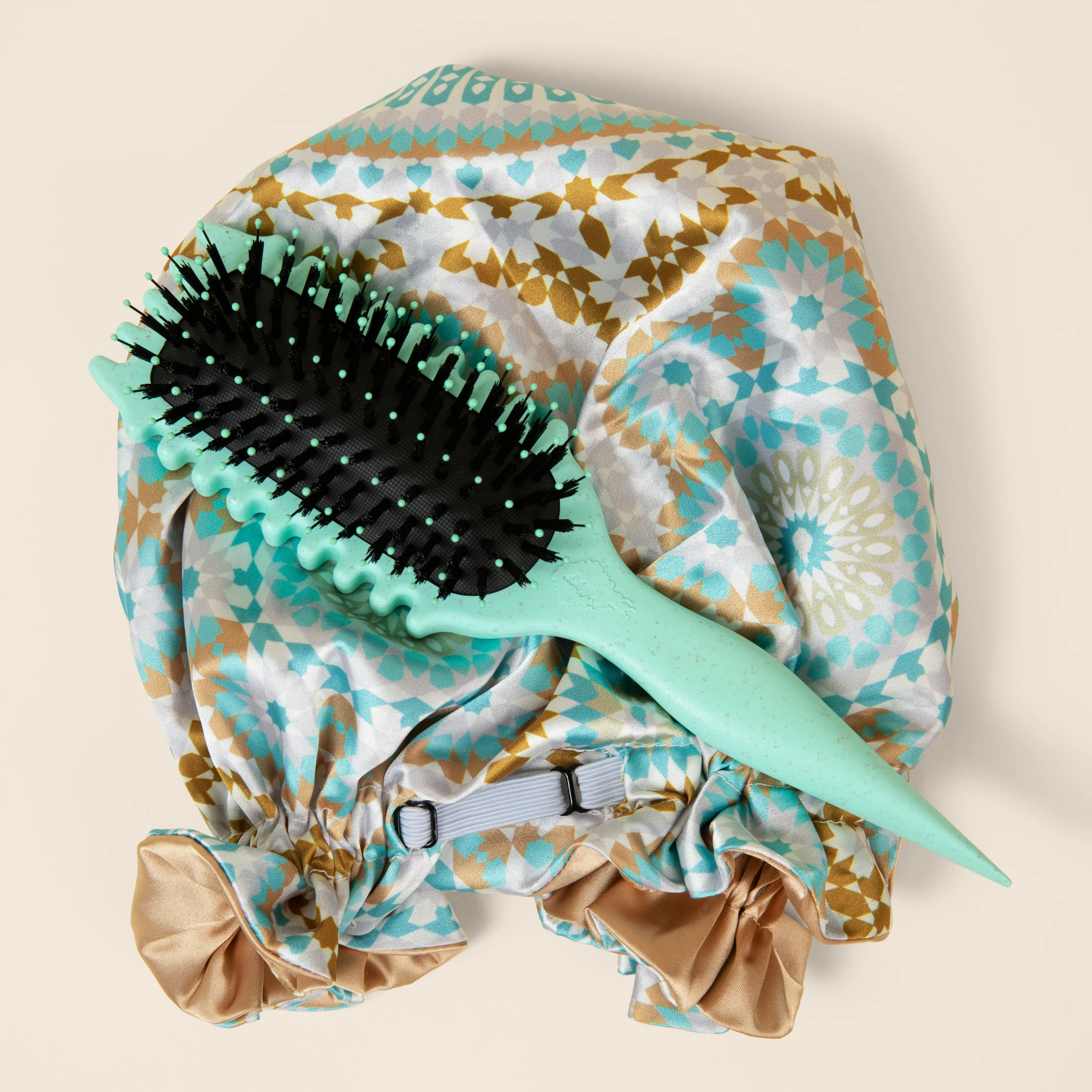 Slay and Stay: Define EdgeLift Brush + Bonnet - Image 3